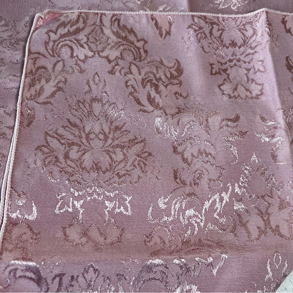 Vintage Pink Damask Cloth Napkins Set 4 Floral Table Linens Cottagecore French - Picture 12 of 16